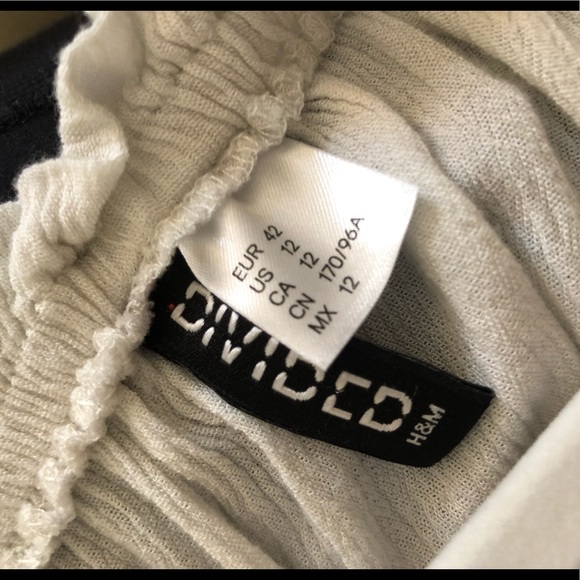 H&M off the shoulder long sleeve top - Picture 2 of 2